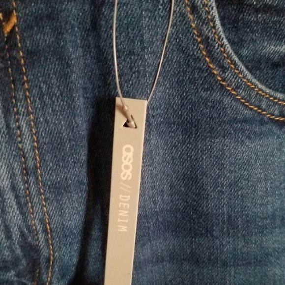 ASOS high rise 'slim' mom jeans in dark wash - Picture 4 of 4